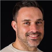 Retired police officer available to tutor in aspects of criminal law